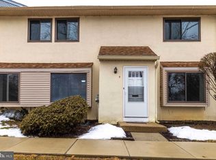 22 Fitzwatertown Rd Unit C8, Willow Grove, PA