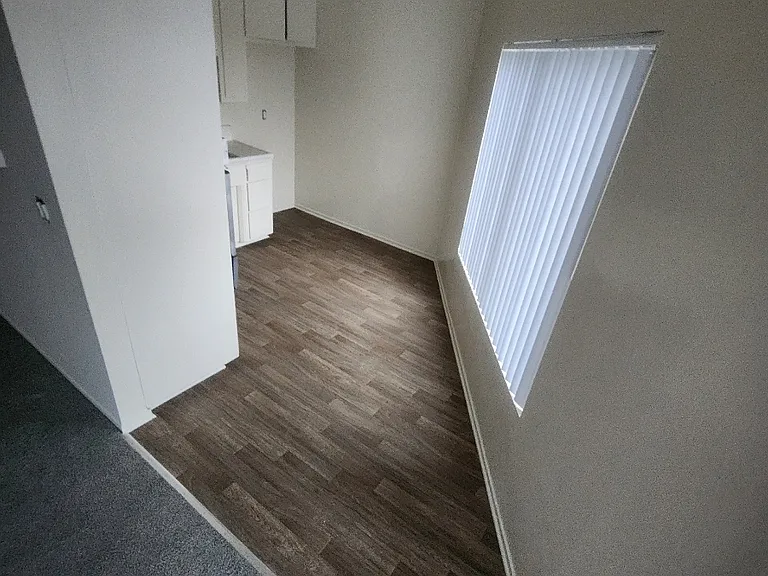 Ivy Place — Photo 3