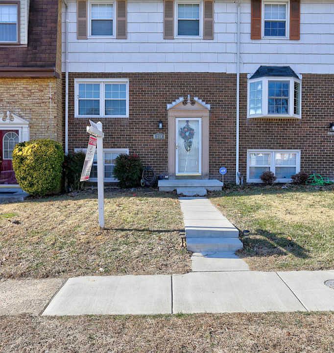 1st image of 330 High Knob Ln
