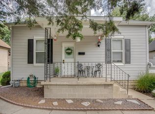 1323 Laurel St, Highland, IL