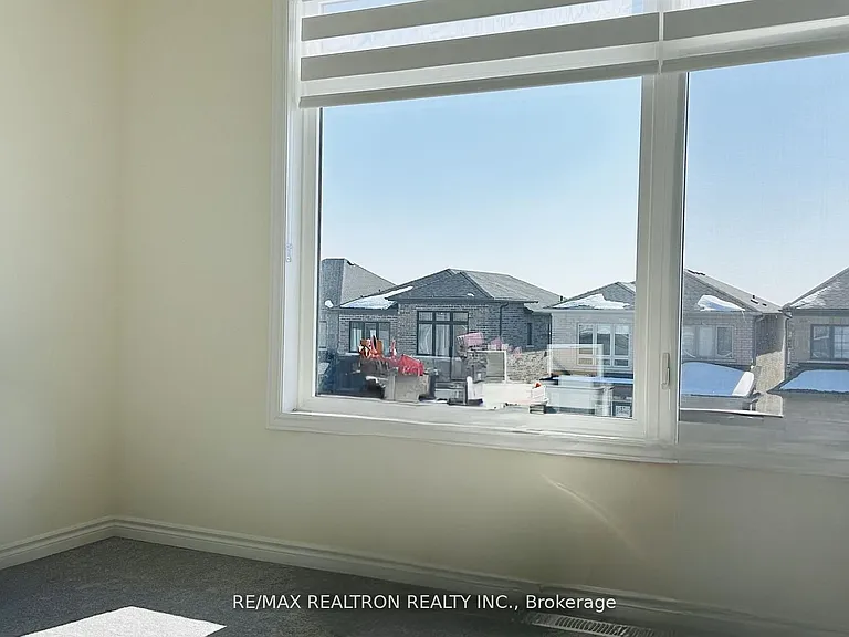 1136 Wilmington Ave — Photo 13