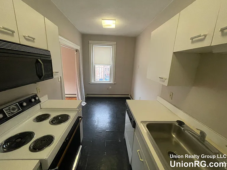 4 Ransom Rd #8 — Photo 25