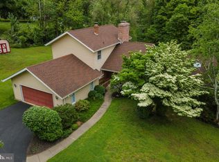 36 Ponds View Rd, Glen Mills, PA 19342