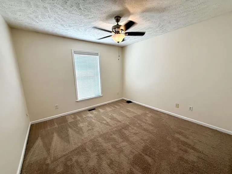 6808 Jacobs Creek Cir — Photo 16