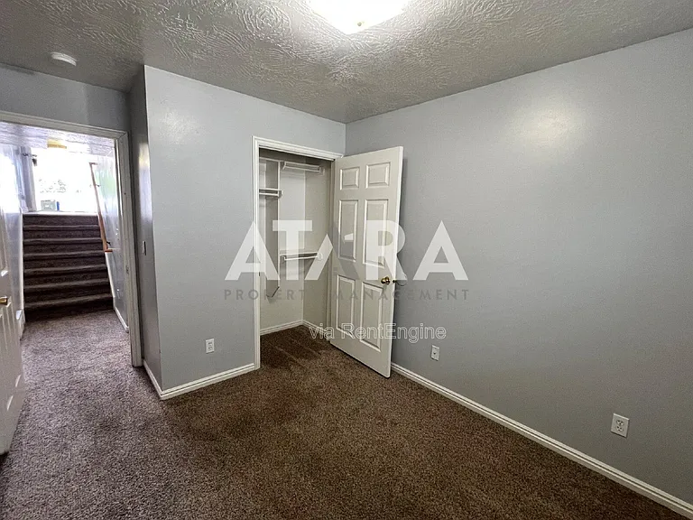 334 Childs Ave — Photo 24