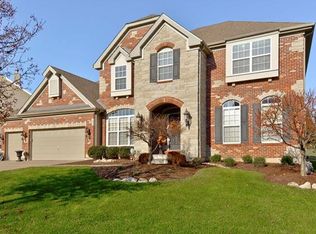 327 Cypress Place Dr, Grover, MO 63040