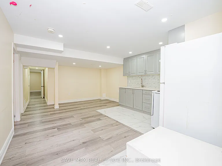 19 Boat St — Photo 8
