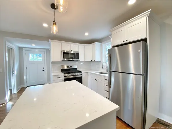 40 Spring Hill Avenue, Norwalk, CT 06850