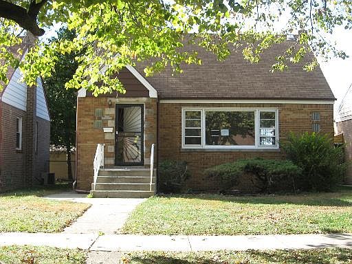1st image of 410 W Paxton Ave