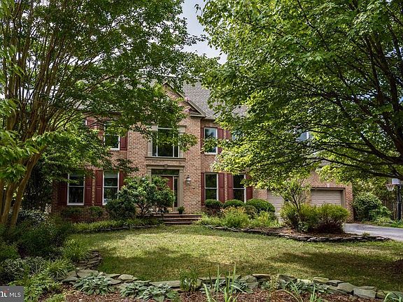 2nd image of 2805 Durmont Ct
