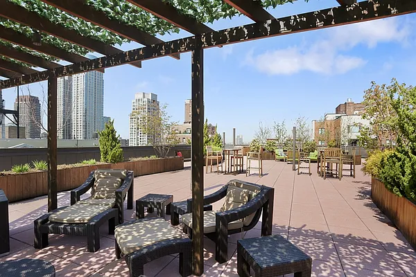 Sold by Corcoran | media 16