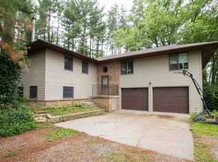 2395 250th St NW, North Liberty, IA 52317