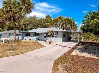 1006 April Ln, North Fort Myers, FL 33903