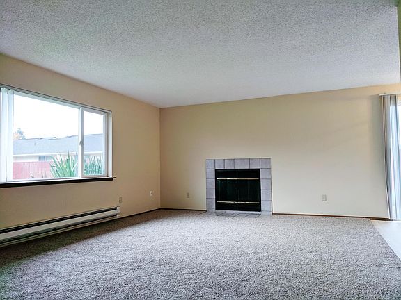 5th image of 180 Charwila Ln APT B