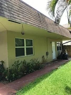 2 bed, 1.0 bath, 1050 sqft, $2,000 — Photo 2