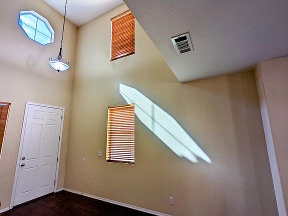 5th image of 8368 S Pioneer Way