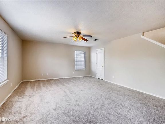 5th image of 141 Gatewood Fls