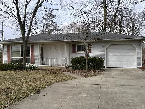 4811 Forest Ave — Photo 10