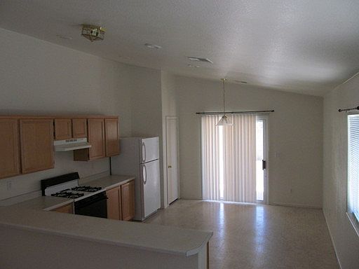 4th image of 7744 Catalina Harbor St