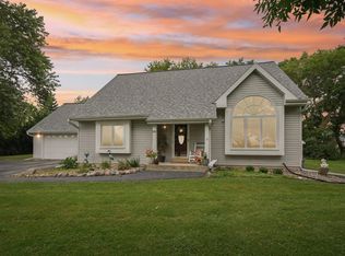 4330 S Calhoun Rd, New Berlin, WI 53151