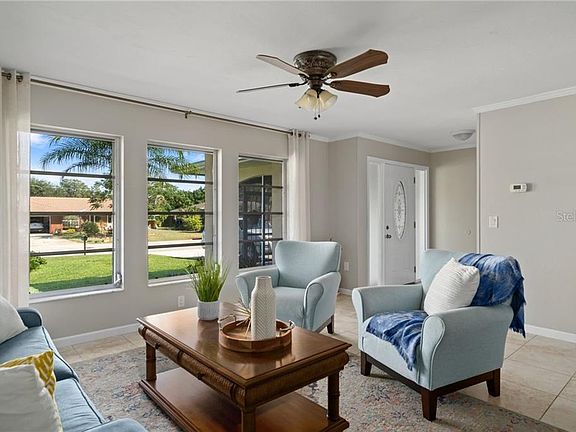 4th image of 407 Gulfbreeze Blvd