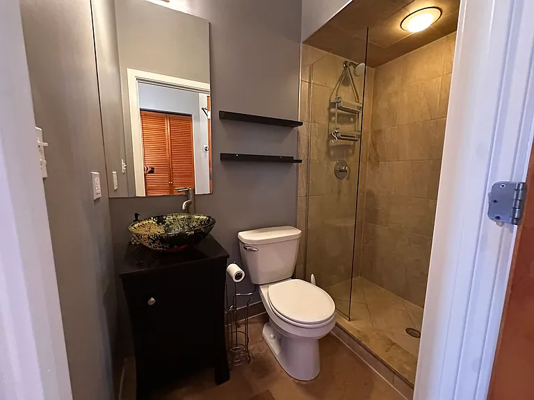 1516 W 19th St #3 — Photo 15