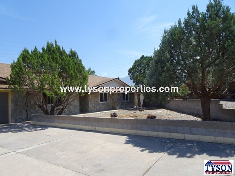 1st image of 8233 Cherry Hills Dr NE