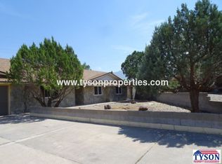 8233 Cherry Hills Dr NE, Albuquerque, NM 87111