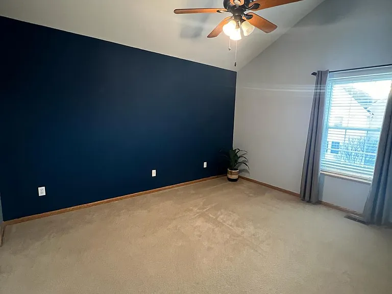 1223 SE Village View Ln — Photo 15