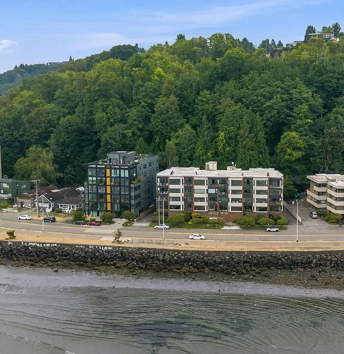 1140 Alki Ave SW #204