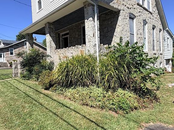 3rd image of 1220 Stevens Ave