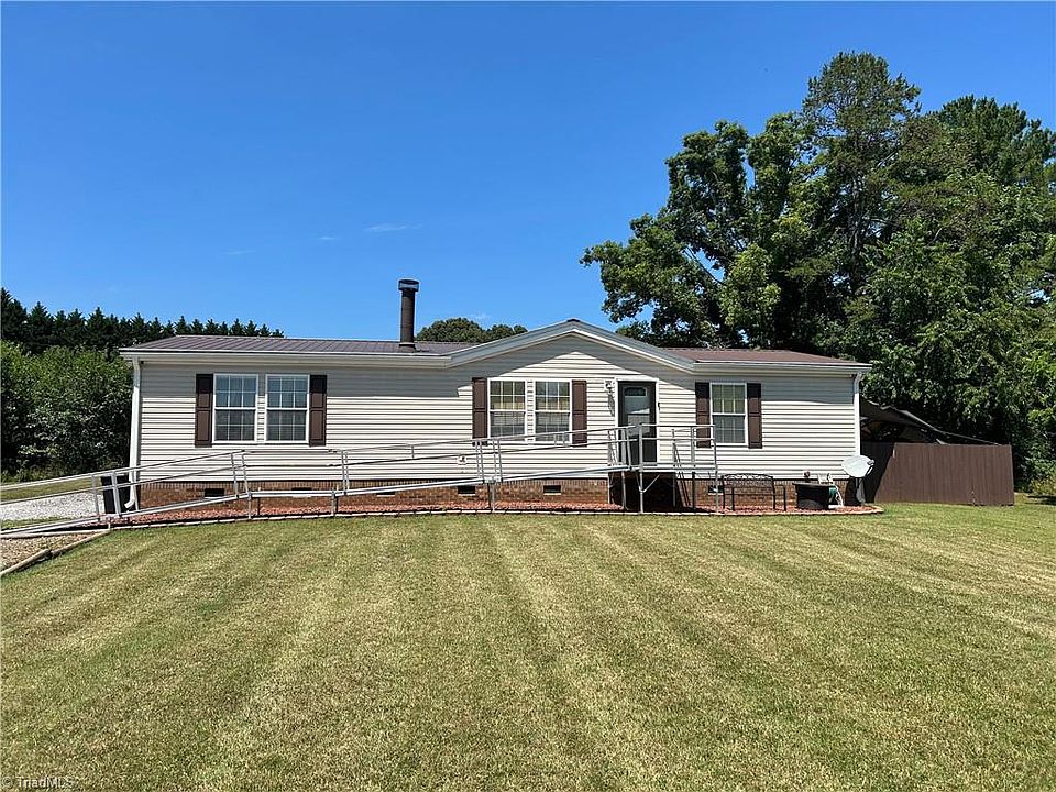 1st image of 150 Grassy Knoll Ln