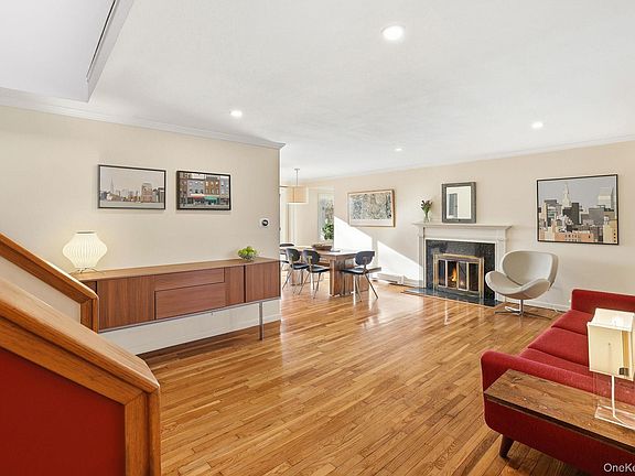 4th image of 6 Darling Avenue