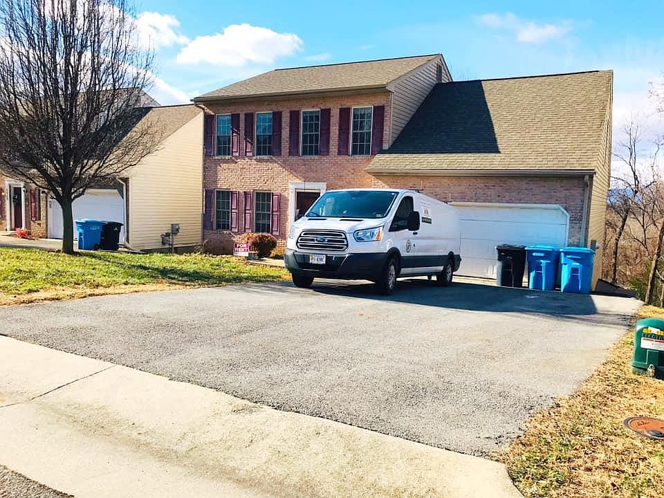1st image of 4828 Nelms Ln