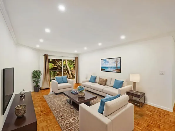 377 Mandarin Dr APT 207, Daly City, CA 94015