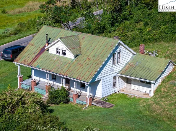 2070 Roundabout Road, Creston, NC 28615
