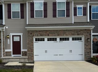 1668 Cypress Ct, Stow, OH 44224