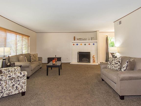 4th image of 1409 Via Arroyo