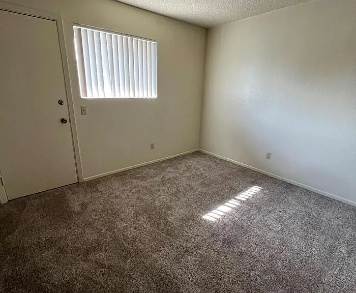 1723 E Glenn St #D — Photo 7