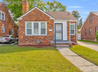 18458 Snowden St, Detroit, MI 48235