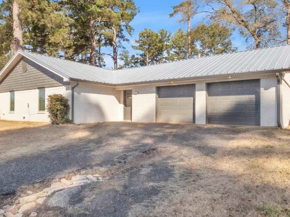 1315 E Fairmont St, Longview, TX 75601