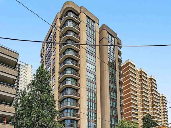 40 Rosehill Ave #201, Toronto, ON M4T 1G5