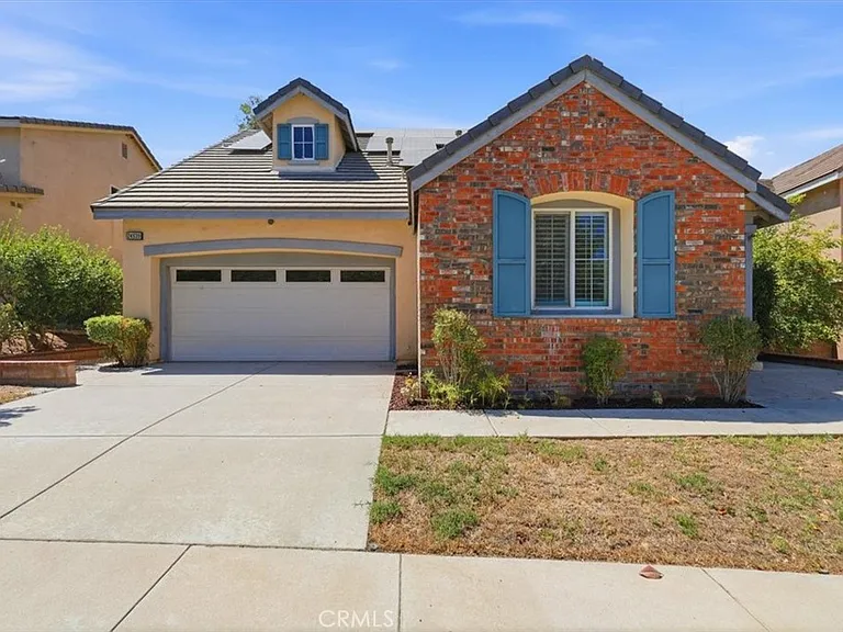 24939 Coral Canyon Rd — Photo 2
