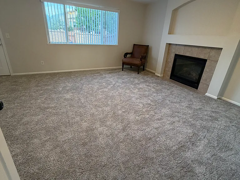 5843 Butterfield Dr — Photo 6