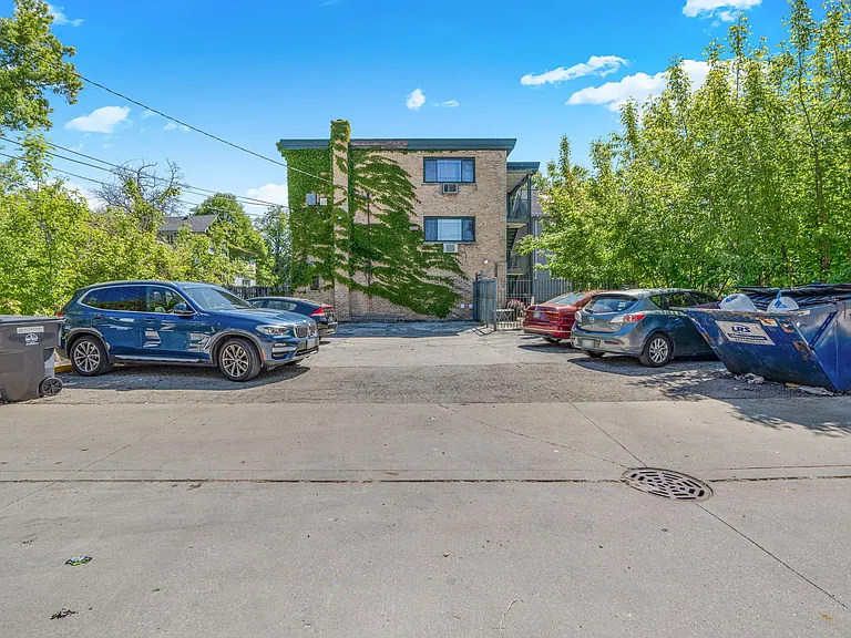 1936 Wesley Ave — Photo 13