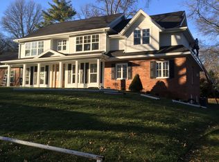 9815 Wild Deer Rd, Saint Louis, MO 63124