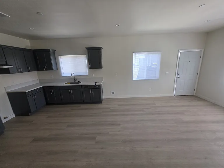 7472 Guthrie St — Photo 3