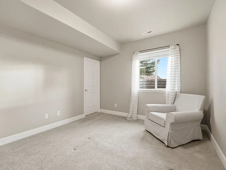 1489 Yellow Tail Dr — Photo 35