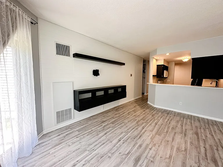 1392 Carling Dr #104 — Photo 11