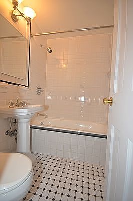 5th image of 28 W 10th St APT 4F
